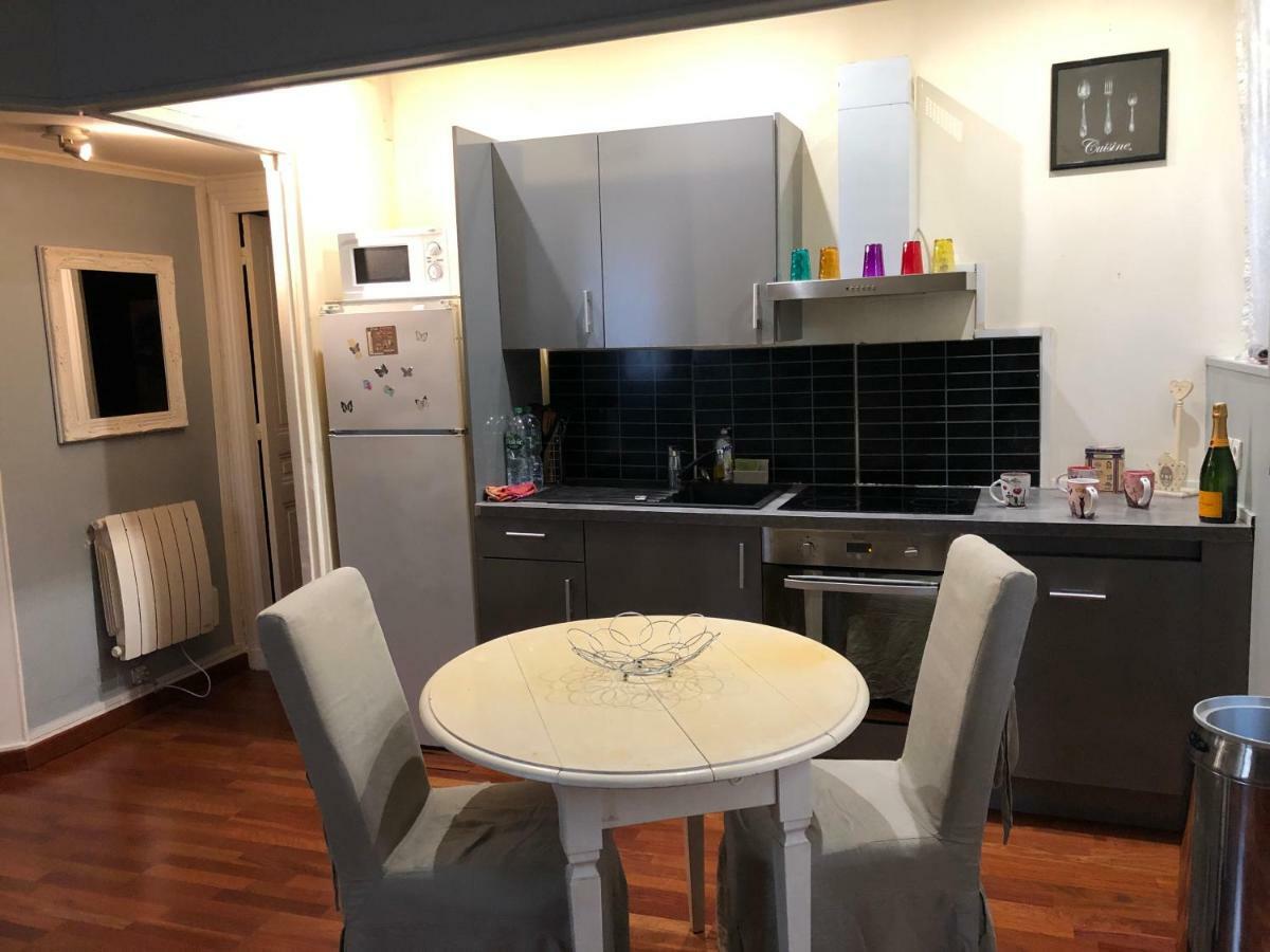 3 Pieces Avec Terrasse Apartment